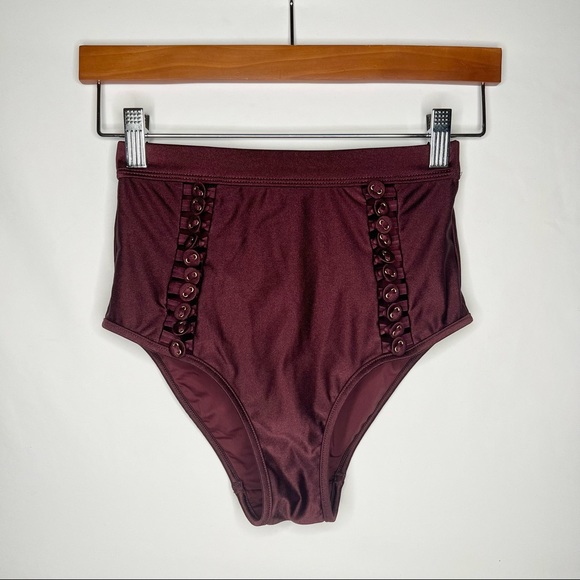 ZIMMERMANN JUNIPER BUTTON EMBELLISHED BIKINI BOTTOM HIGH WAIST SIZE 0 MULBERRY - Picture 4 of 10